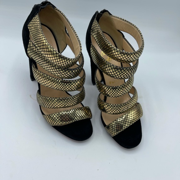 Christian Louboutin Shoes - Christian louboutin size 37.5 shoes